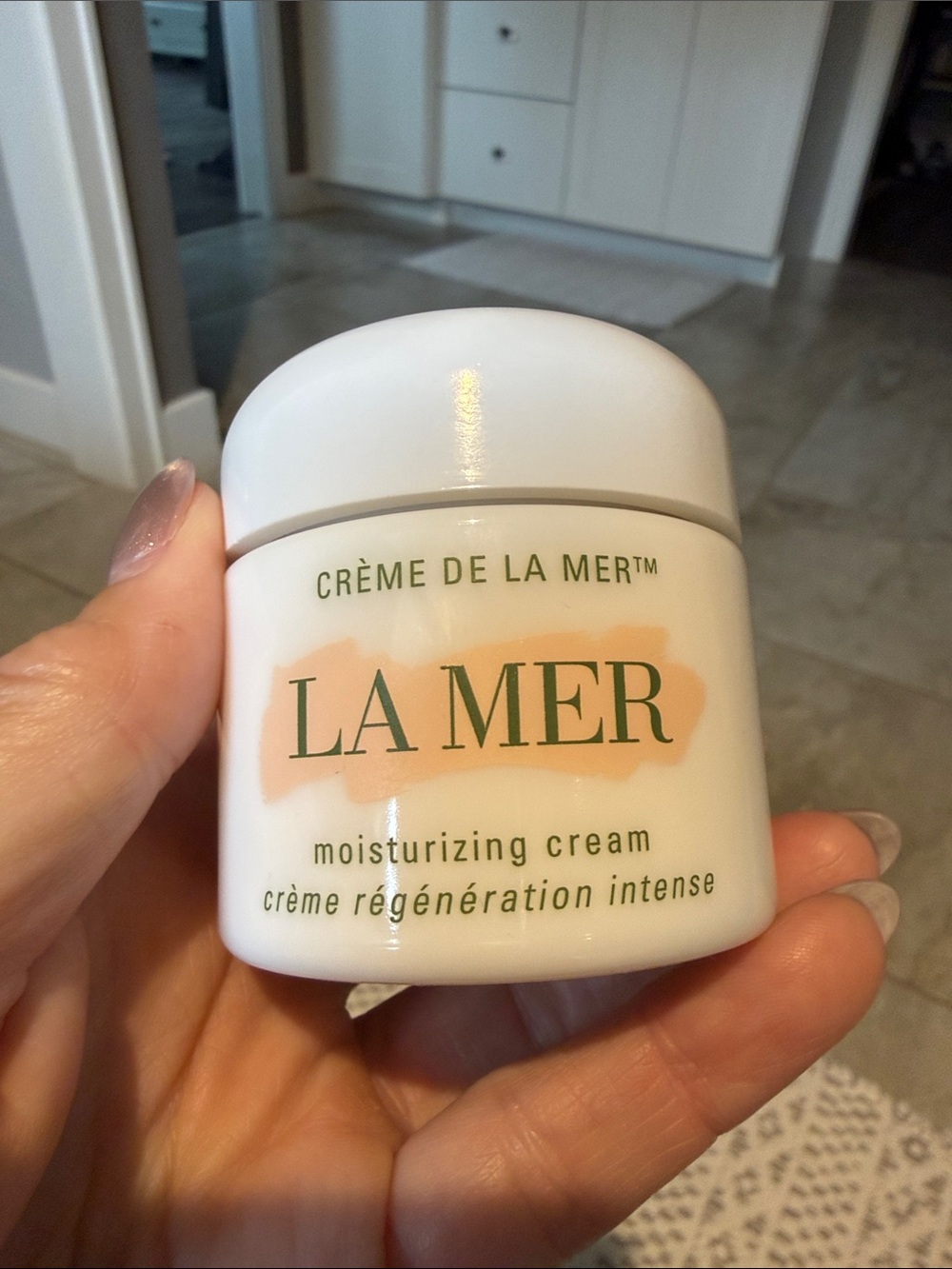 La Mer Moisturizing Cream — 2.0 oz - brand new